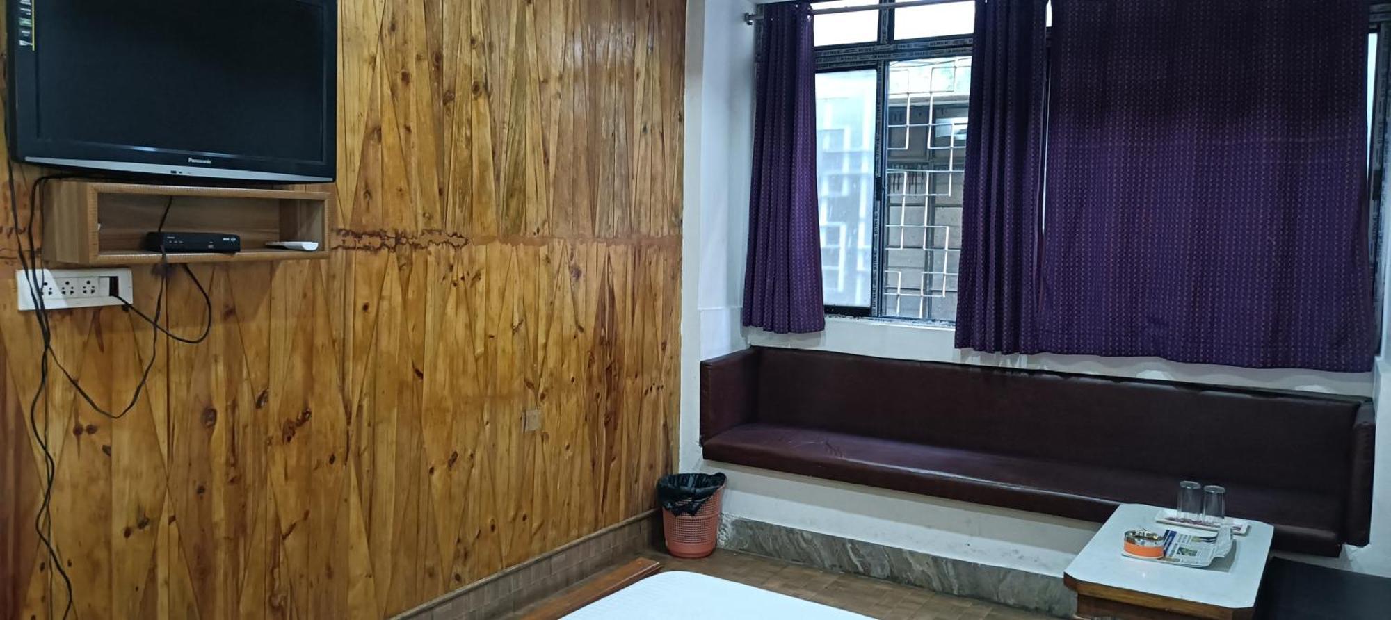 Hotel Assembly Shillong Luaran gambar
