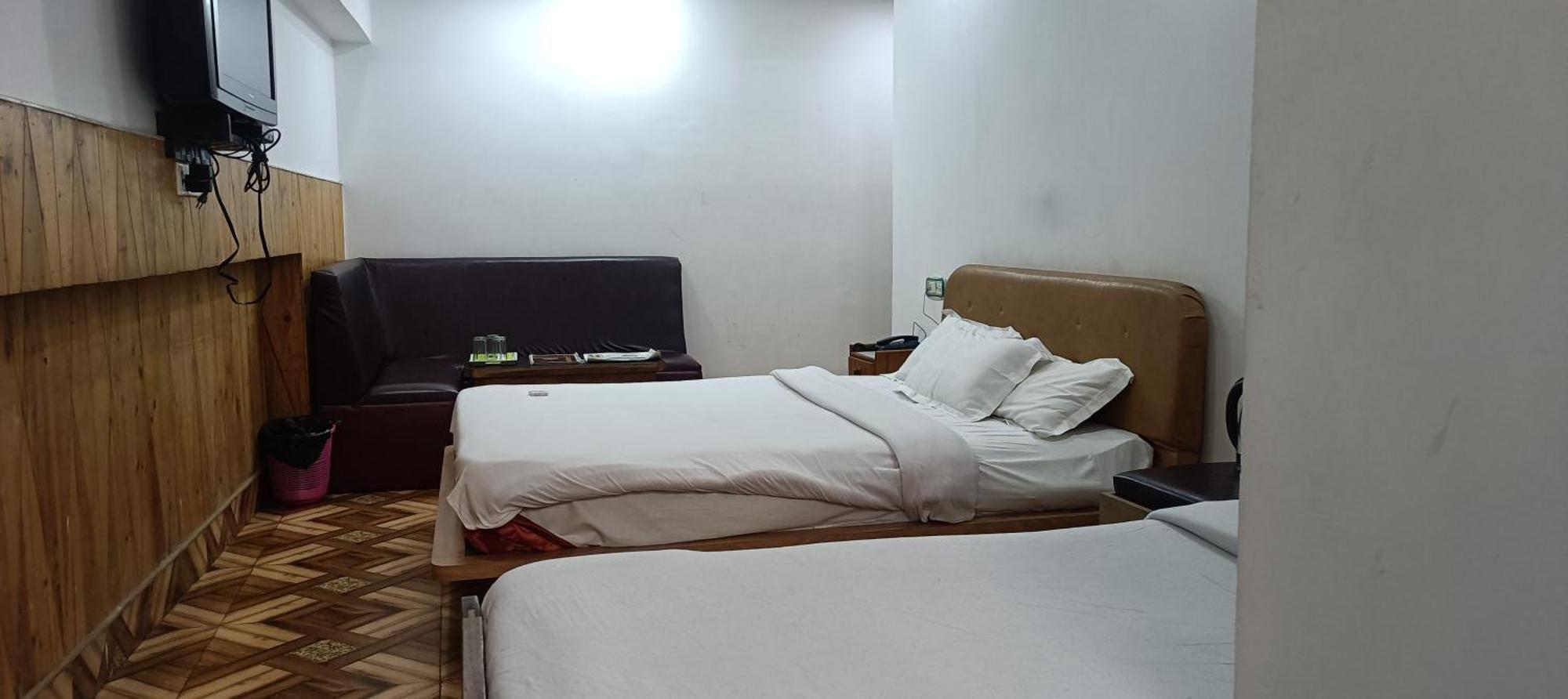 Hotel Assembly Shillong Luaran gambar