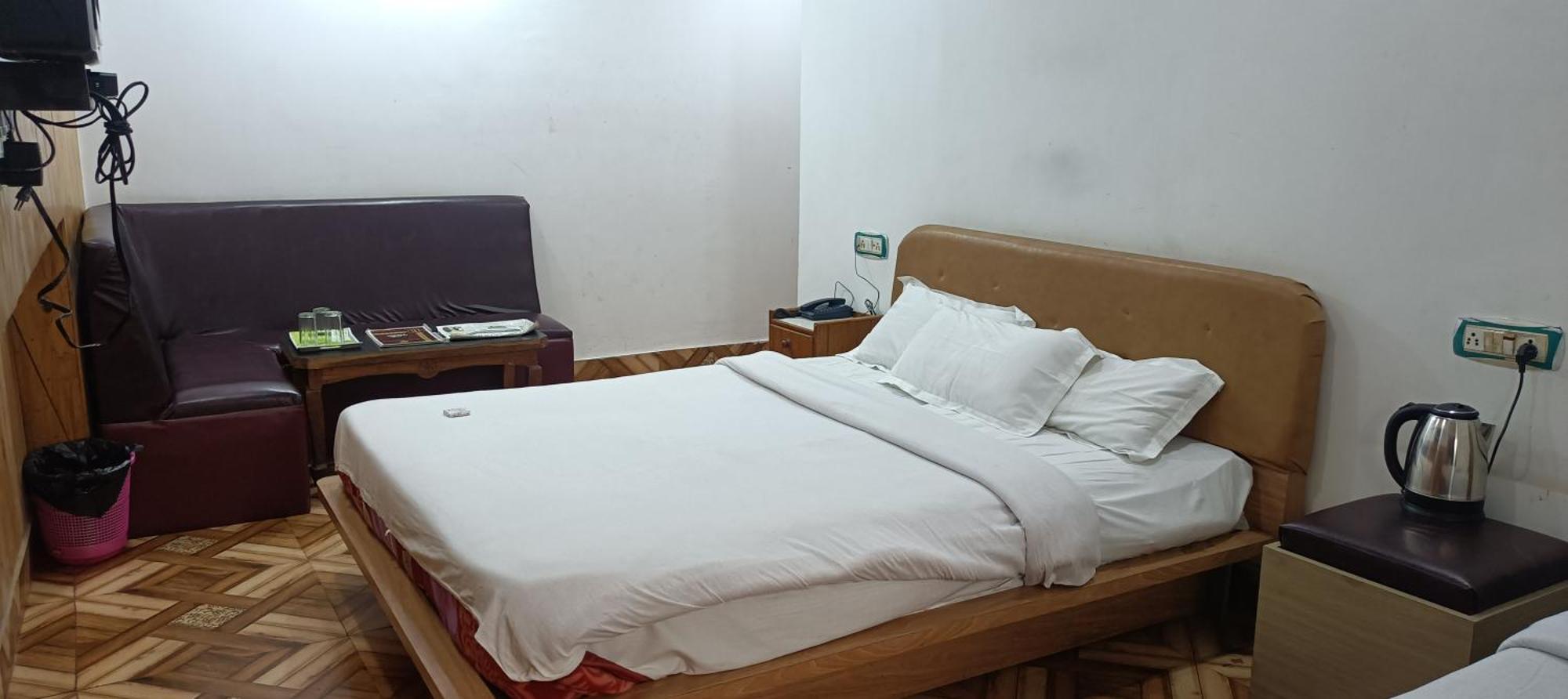 Hotel Assembly Shillong Luaran gambar
